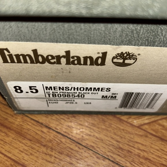 Almost New!! - Picture 4 of 4